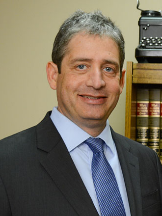 Attorney Stephen Newland in Libertyville IL